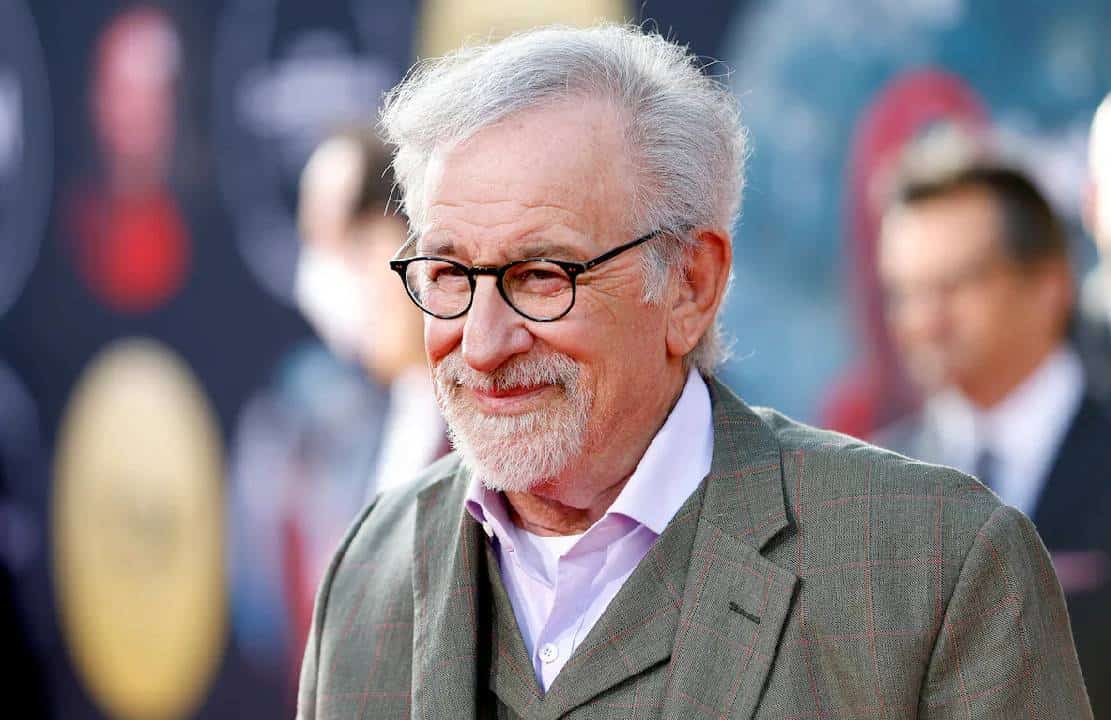 למה ‏סטיבן ספילברג שומר על שתיקה מוזרה בנוגע לזוועות חמאס נגד הקהילה היהודית‏?