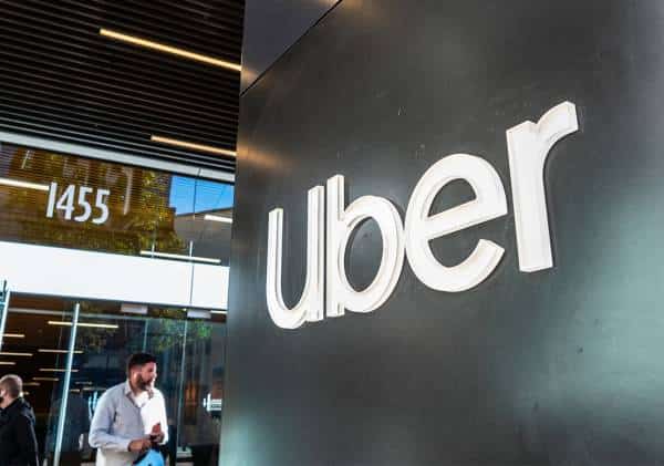 הביקוש לאובר ירד ב-80%, החברה נאלצת לפטר אלפי עובדים