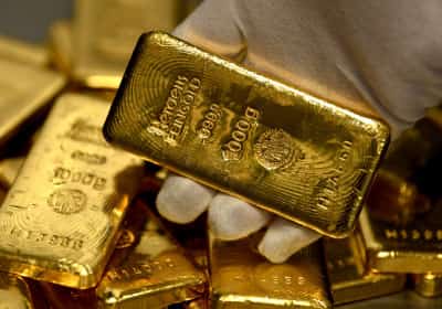 המתקפה באיראן מטלטלת את השווקים: הזהב מתקרב לשיא כל הזמנים