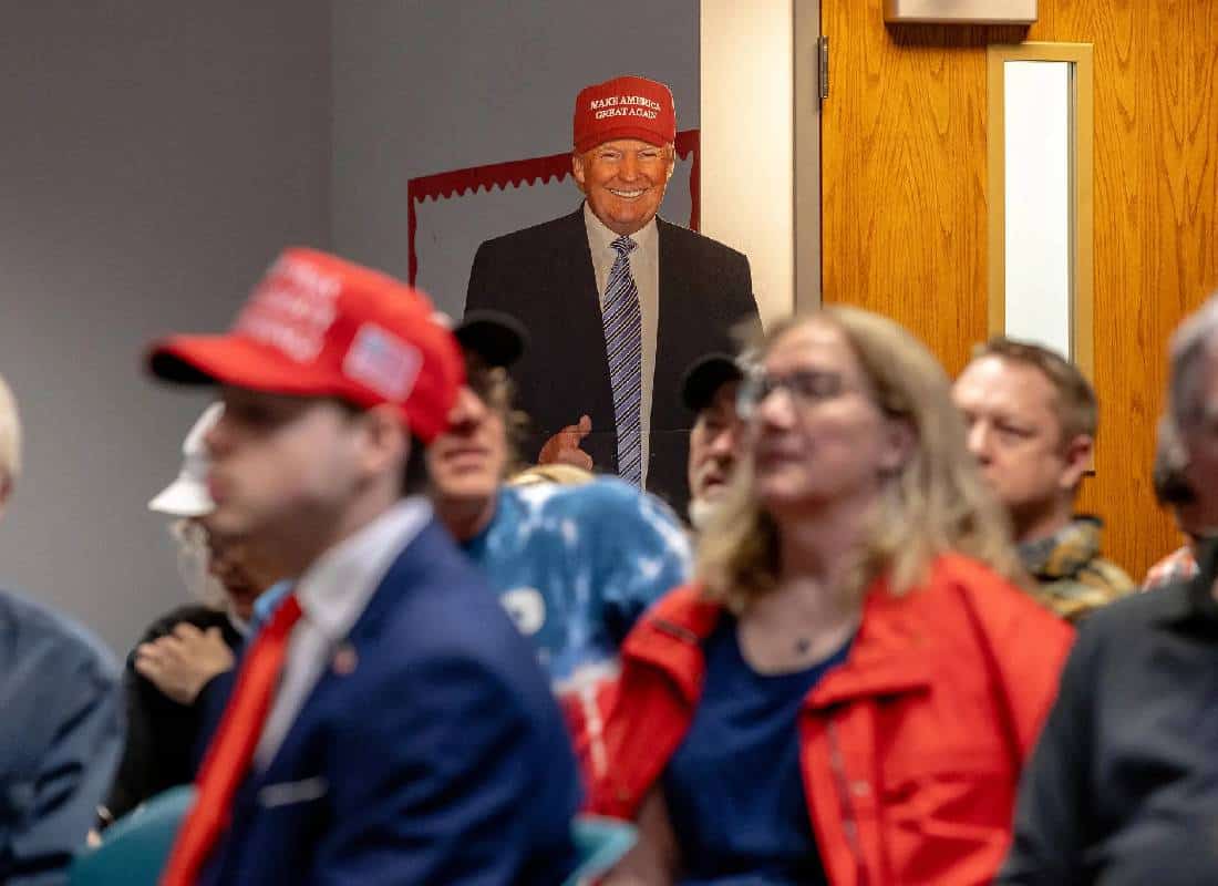 שבוע מכריע לטראמפ: המכסים החדשים והבחירות המקומיות יבחנו את התנופה הפוליטית שלו