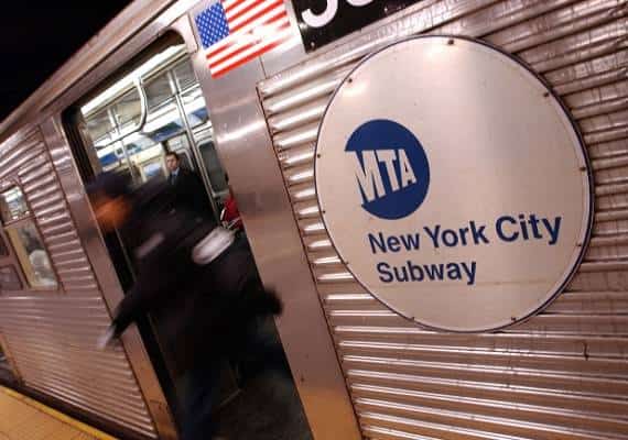 מוות בסאבוויי: נערה בת 17 נגעה במסילת הרכבת בתחנה בברונקס והתחשמלה