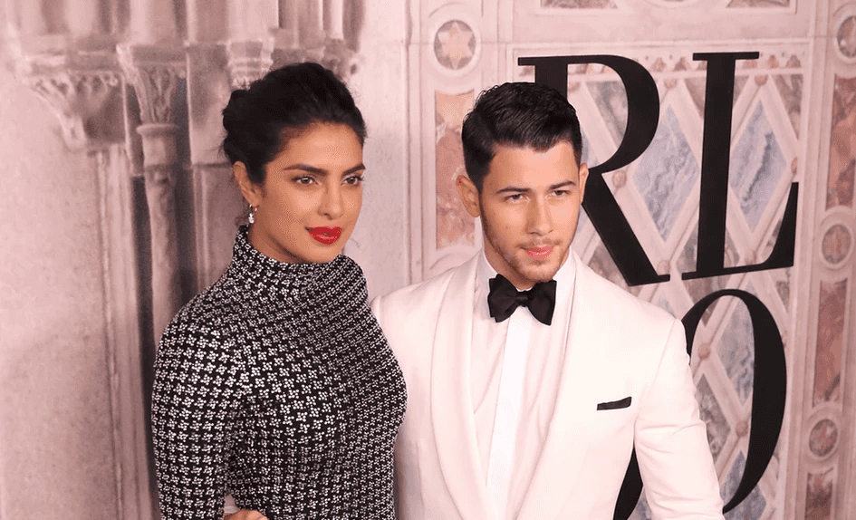 זה רשמי, בערך: פריאנקה צ'ופרה וניק ג'ונאס קיבלו רישיון נישואין