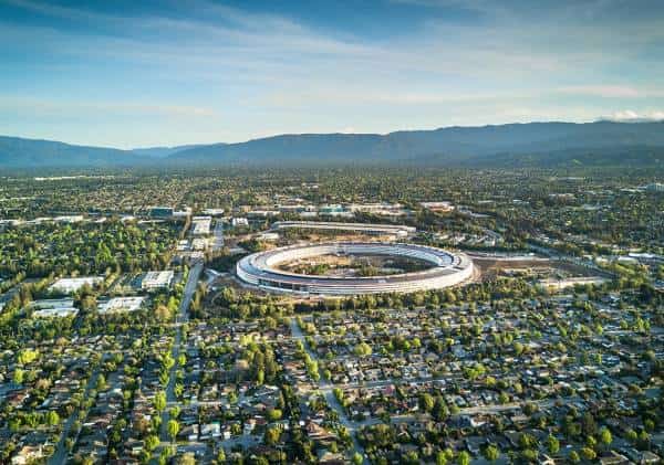 "מתחייבים להיות חלק מהפתרון": אפל תשקיע 2.5 מיליארד דולר בטיפול במשבר הדיור