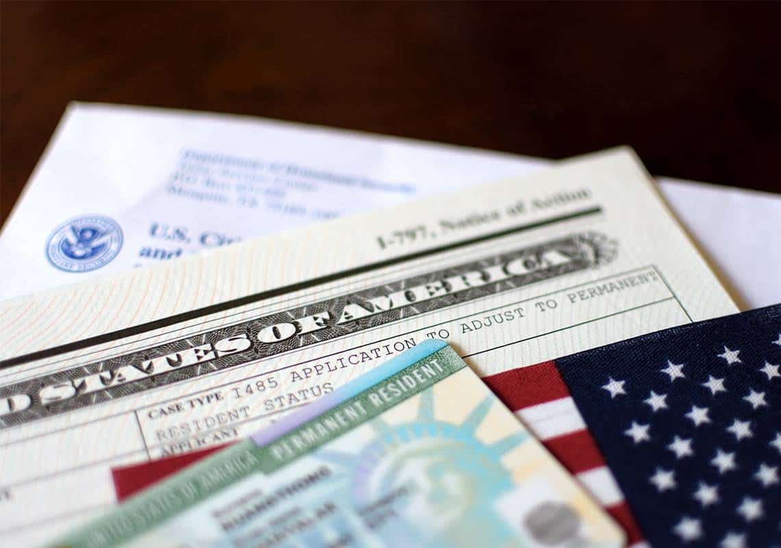 נישואים פיקטיביים בתמורה לגרין קארד: נחשפה הונאת הגירה בדרום קליפורניה