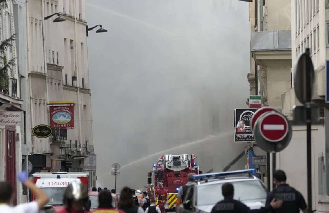 ‏פיצוץ עוצמתי החריב את האקדמיה האמריקאית בפריז - 24 פצועים