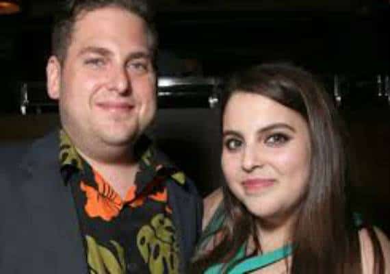 ג'ונה היל ממשיך להיות ג'ונה היל: קעקע על עצמו מחווה לאחותו ביני