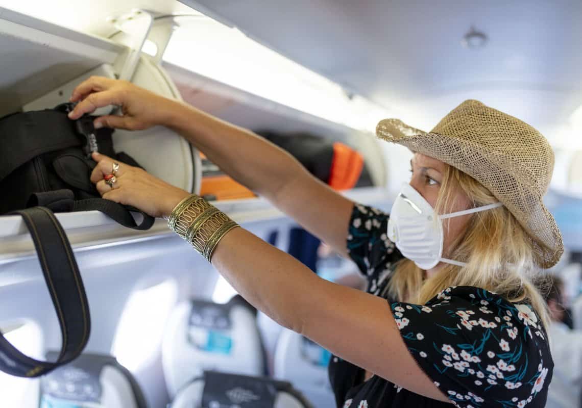 כצפוי: ממשל ביידן יערער על ההחלטה לבטל את חובת עטיית המסכות במטוסים