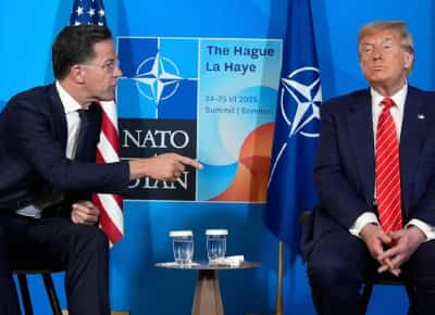 אבא, אתה האבא שלי: האם סתם רגע מביך או אסטרטגיה כשמזכ"ל נאט"ו קורא לטראמפ דאדי