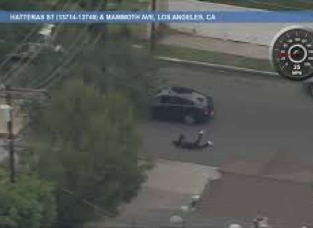 זינוק כושל לחופש: נהג קפץ מרכב נוסע בוואלי במהלך מרדף משטרתי