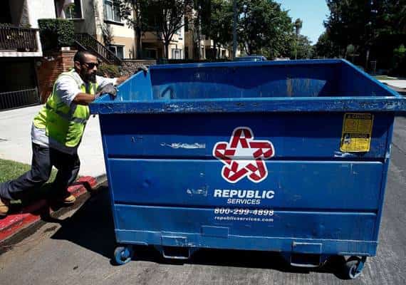לוס אנג'לס: לאחר התחלה מקרטעת, נרשם שיפור בתדירות איסוף האשפה במסגרת תכנית המחזור החדשה בעיר