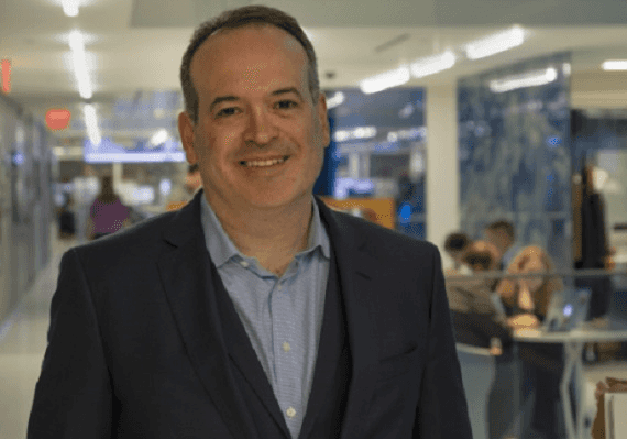 לוול סטריט ג'ורנל יש עורך ראשי חדש