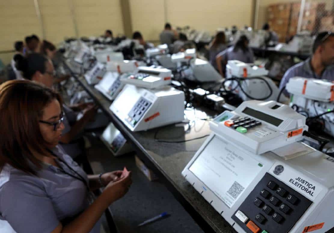 בולסונארו מבקש לבטל את תוצאות הבחירות בברזיל 