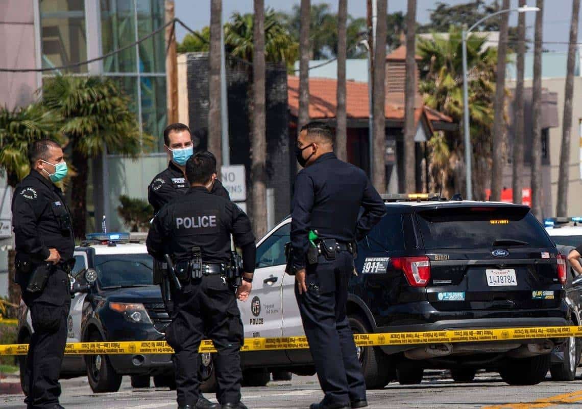 בעקבות חובת החיסונים העירונית: משטרת לוס אנג'לס החלה לפטר שוטרים
