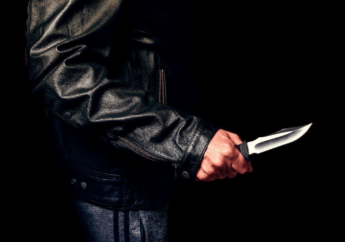 אירוע דקירה מחוץ לבית הספר התיכון בלוס אנג'לס