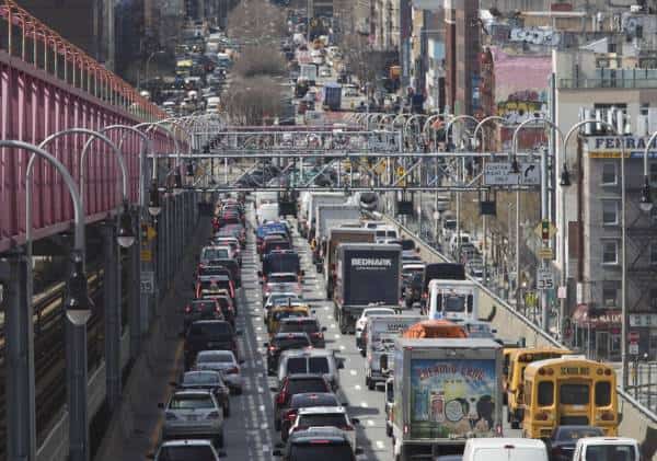 אכיפת הבידוד בניו יורק עולה מדרגה: "מחסומים" יוצבו ברחבי העיר