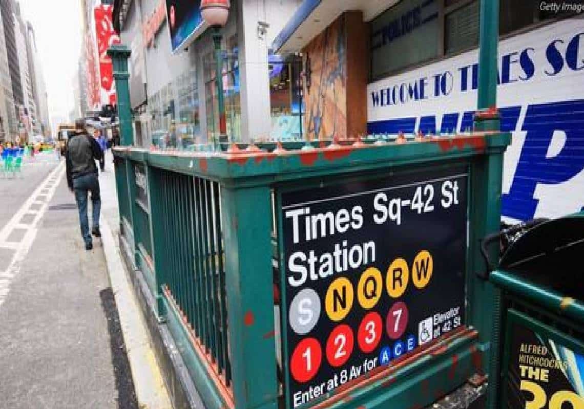 ה-FBI ישחרר חומר דמוי גז לרכבת התחתית של ניו יורק