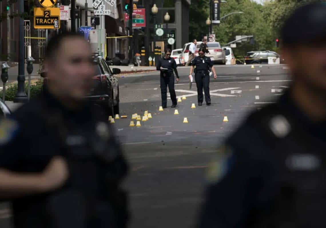 חקירת אירוע הירי בבירת קליפורניה: המשטרה עצרה חשוד נוסף