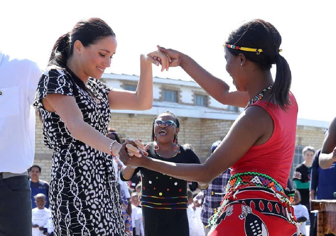 מומחה לבית המלוכה מגנה את מייגן מרקל: היא מרקל סוציופתית ונרקיסיסטית״