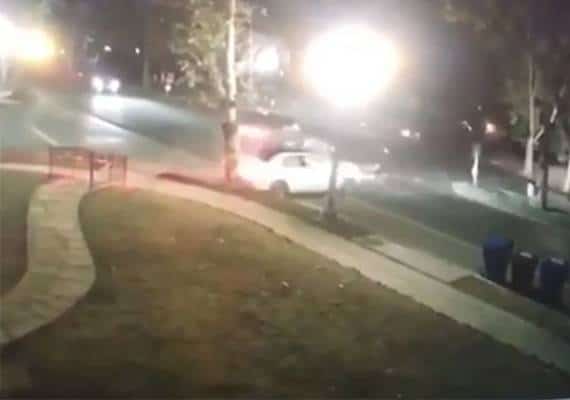 נעצר חשוד בניסיון פיגוע דריסה של מתפללים יהודים‎ בלב לוס אנג'לס