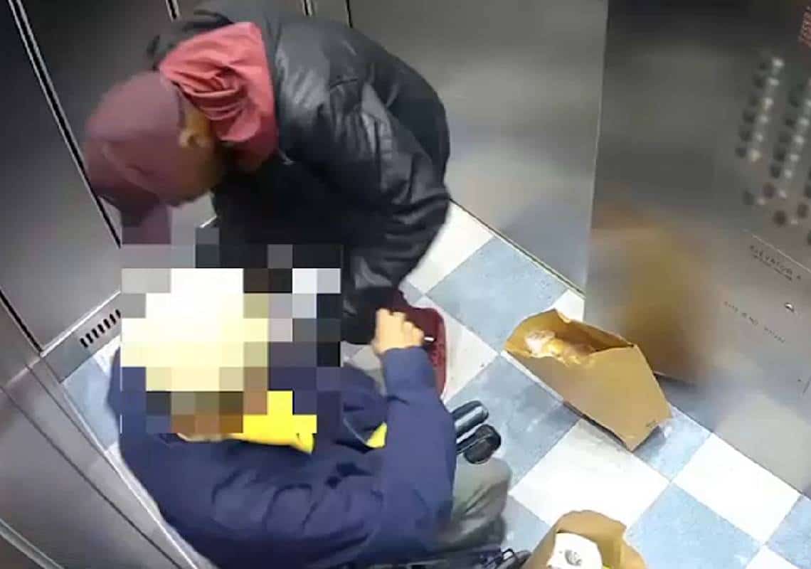 ניו יורק: בן 80 בכיסא גלגלים נשדד בביתו במנהטן