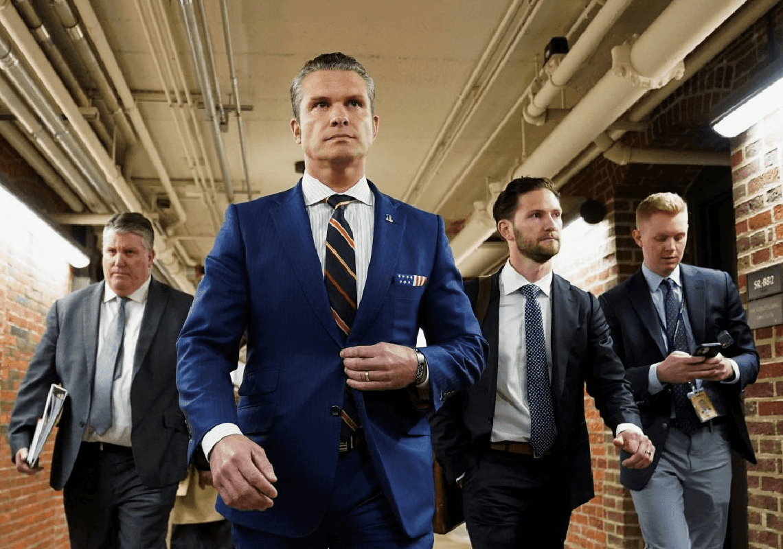 מזכיר ההגנה של טראמפ: שוקלים תקיפה צבאית נגד קרטלי הסמים במקסיקו