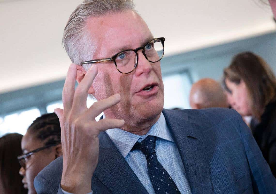 מנכ"ל דלתא איירליינס תוקף את ממשל ביידן: לא נחייב בדיקות