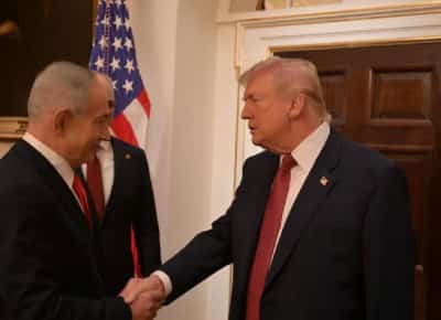 לאחר פגישת טראמפ ונתניהו: נושאת מטוסים נוספת בדרך לאזור