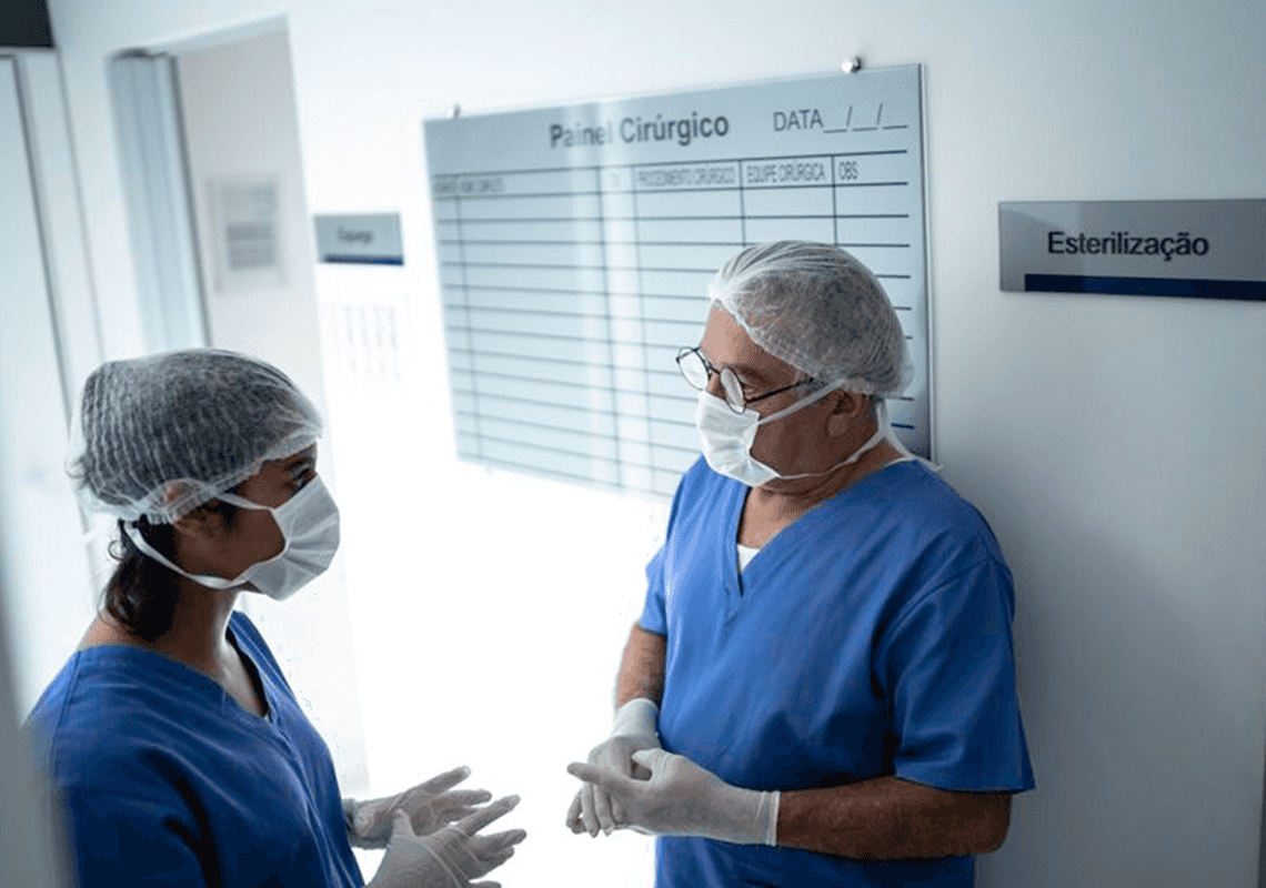 'מחדל המסכות': כיצד משפיע המחסור החמור על בתי החולים; ומהו השוני בין המסכות השונות