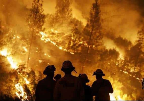 קליפורניה: לוחם אש נוסף נהרג בשריפות מונדסינו