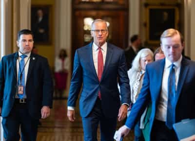 קיצוצים כואבים: הסנאט אישר קיצוץ 9 מיליארד דולר - סיוע החוץ ירד והשידור הציבורי בסכנה