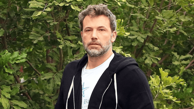 כמה טוב שבאת הביתה: בן אפלק יוצא לגיחה ממכון הגמילה לאחר שבועות ארוכים