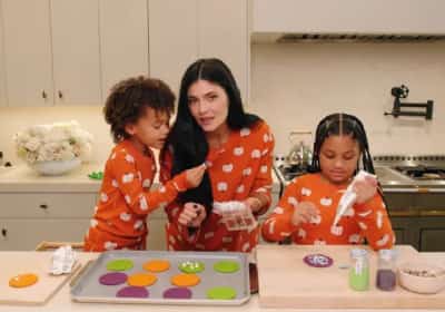 הפעם מפרגנים לה: קיילי ג'נר זוכה למחמאות על ההורות שלה