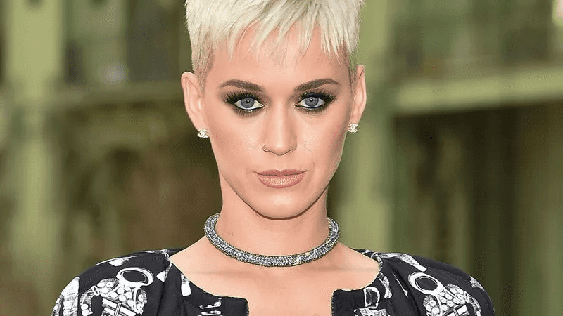 קייטי פרי מכחישה את האשמות נגד ד"ר לוק: "הוא לא אנס אותי"