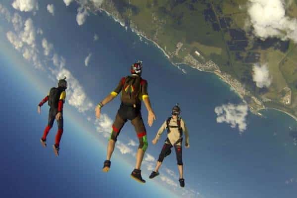 הסוד לאומץ: לא תאמינו מה יכול לעזור לכם להרגיש אמיצים יותר