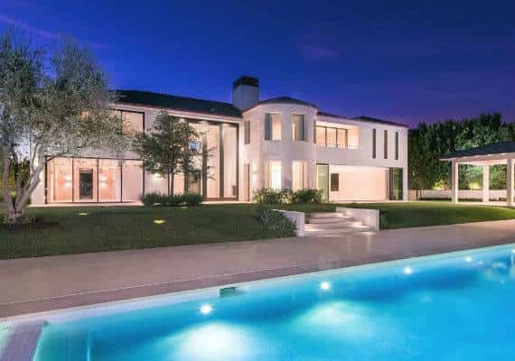 יודעים לעשות עסקים: הבית הקודם של קים וקניה נמכר בהפסד ענק