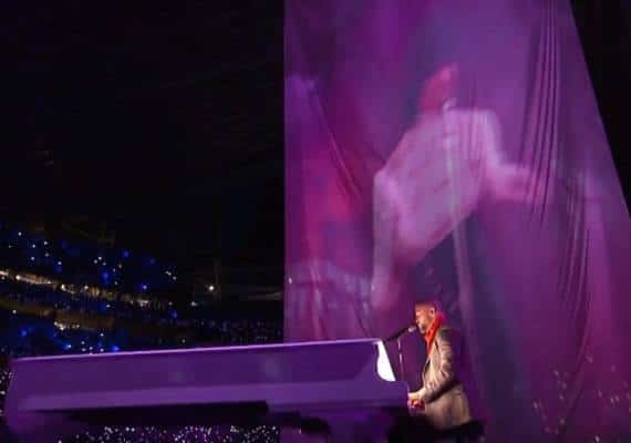 ג'סטין טימברלייק סופג ביקורת על המחווה לפרינס בסופר בול