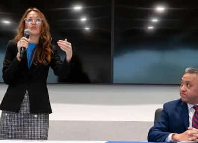 מחנות מעצר לציונים אמריקאים: המועמדת הדמוקרטית שהציתה סערת ענק בארצות הברית