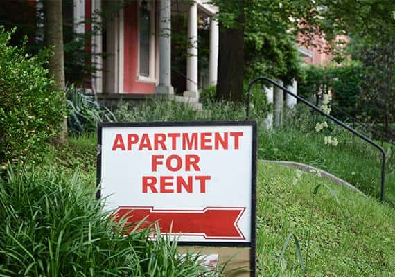 אחרי שמחירי הבתים זינקו, גם מחירי הדירות השכורות מטפסים לשיאים חדשים