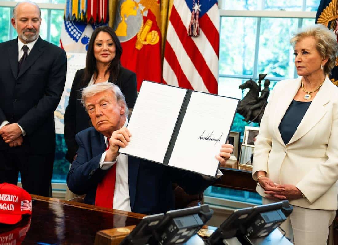 מהפכה בחינוך האמריקאי: טראמפ חותם על צווים שמשנים את כללי המשחק