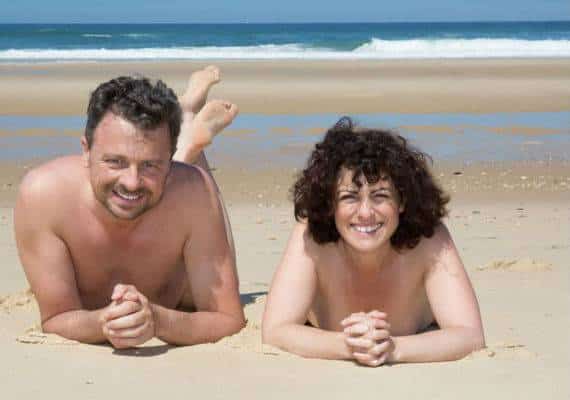 אין מה להסתיר: אתר אינטרנט חדש מציע שירות AirBNB למי שאוהב להסתובב עירום