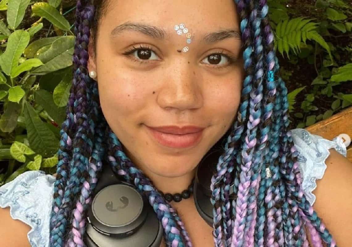 כוכבת ״ברידג׳רטון״ אישפזה את עצמה במוסד לבריאות הנפש