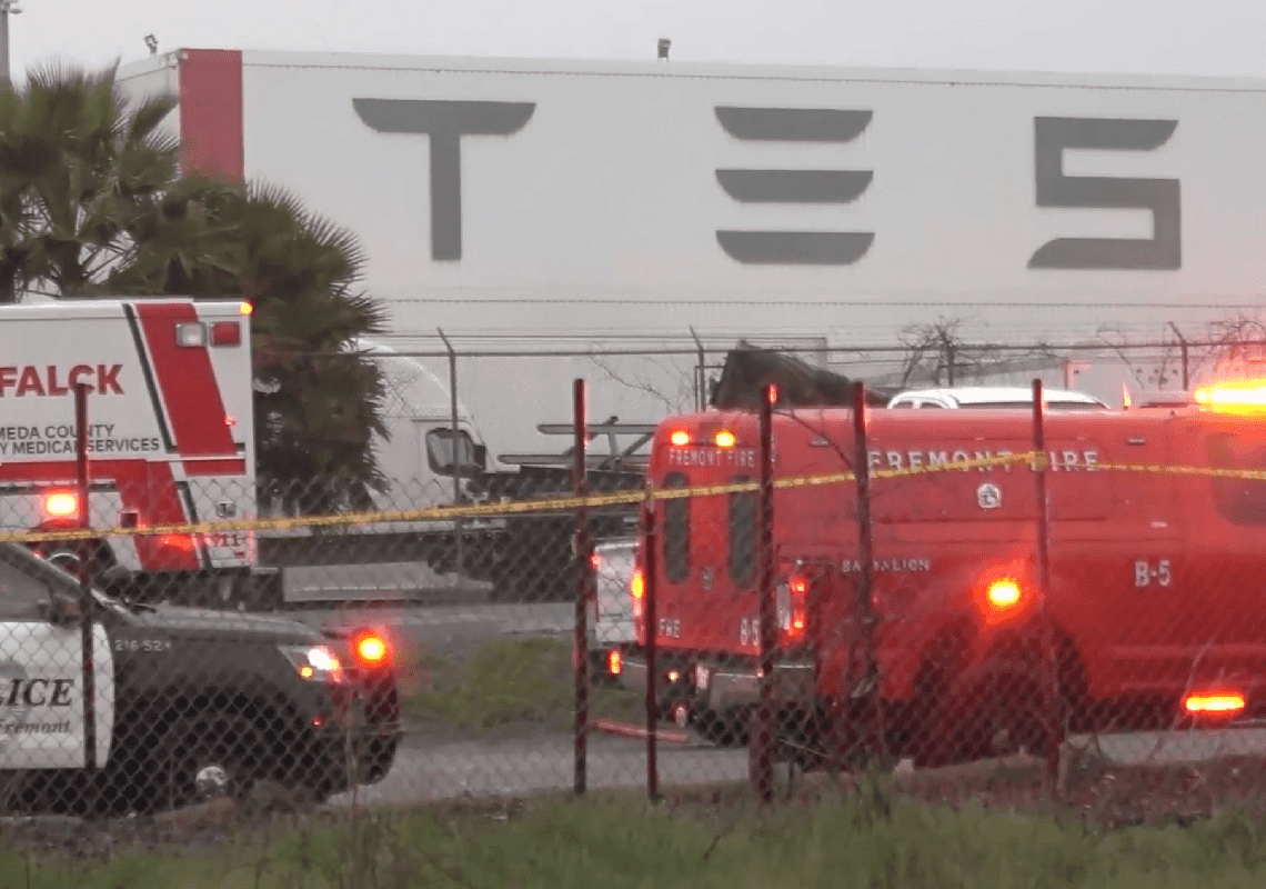 חשד לרצח במפעל 'טסלה' שבקליפורניה