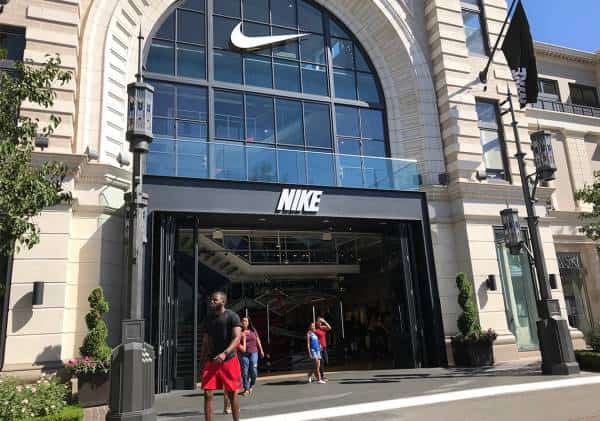 נייקי התעלתה על התחזית הכלכלית, המנייה זינקה