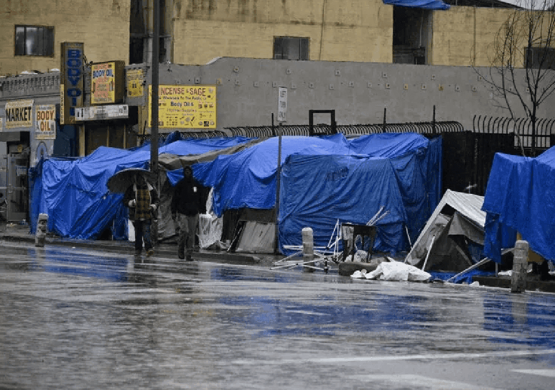לוס אנג'לס בונה שלושה מגדלים עם יחידות דיור מרוהטות – עבור הומלסים