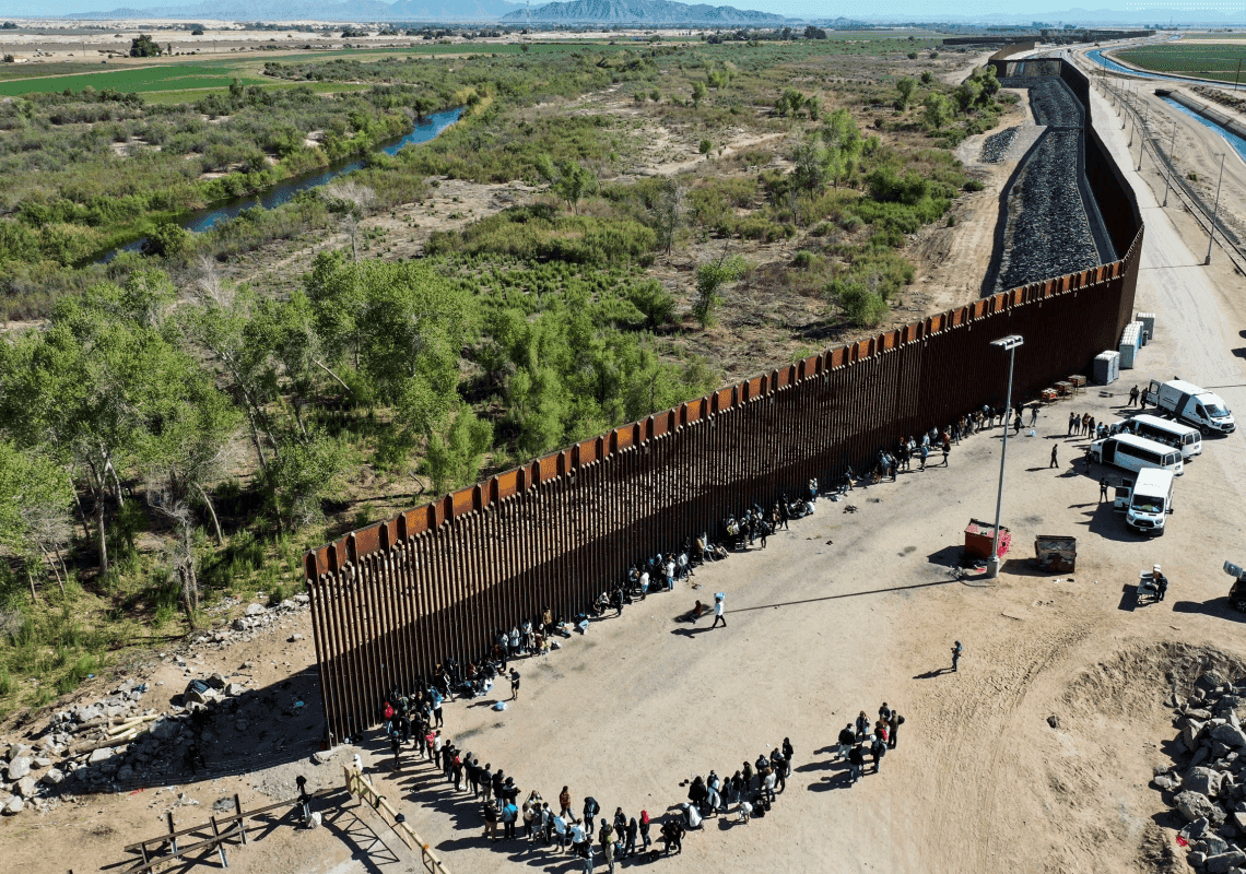 מזכיר ביטחון המולדת לשעבר: "הגבול הוא הכול חוץ ממאובטח"