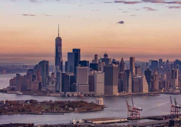 הקורונה והכיס שלכם : איך הולך המשבר להשפיע על הכלכלה האמריקנית