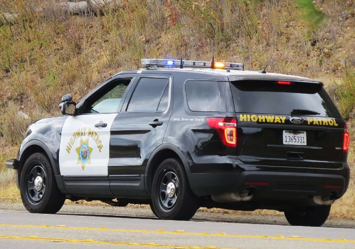 קליפורניה: הולך רגל נפגע מכלי רכב בעת שניסה לחצות כביש מהיר