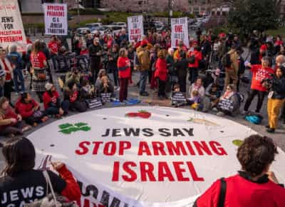 הדור שמתנתק מישראל: מחצית מהצעירים היהודים בארצות הברית כבר לא רוצים מדינה יהודית