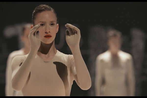 בת שבע הצעירה: הדור החדש של להקת הרקדנים הישראלית מגיע להופיע בניו יורק