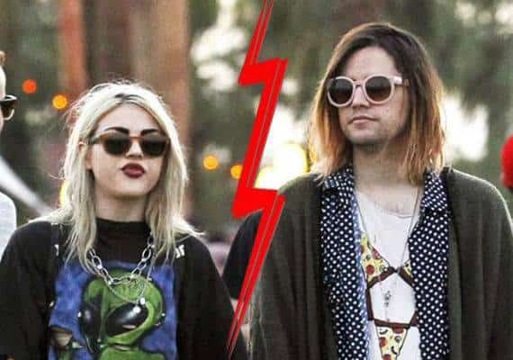 גירושים Unplugged: בתו של קורט קוביין ויתרה על הגיטרה המפורסמת של אביה במסגרת הפרידה מבעלה